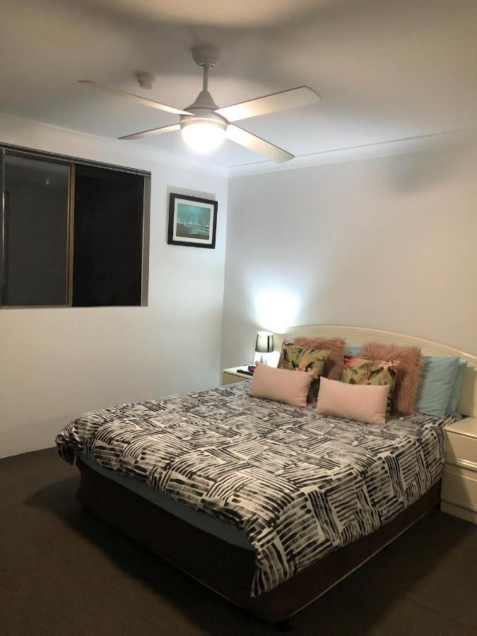 Anacapri Holiday Resort Apartments Surfers Paradise Eksteriør billede
