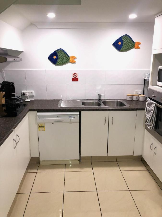 Anacapri Holiday Resort Apartments Surfers Paradise Eksteriør billede