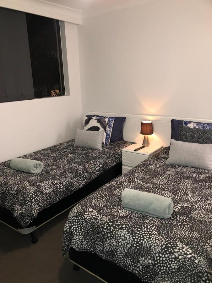 Anacapri Holiday Resort Apartments Surfers Paradise Eksteriør billede