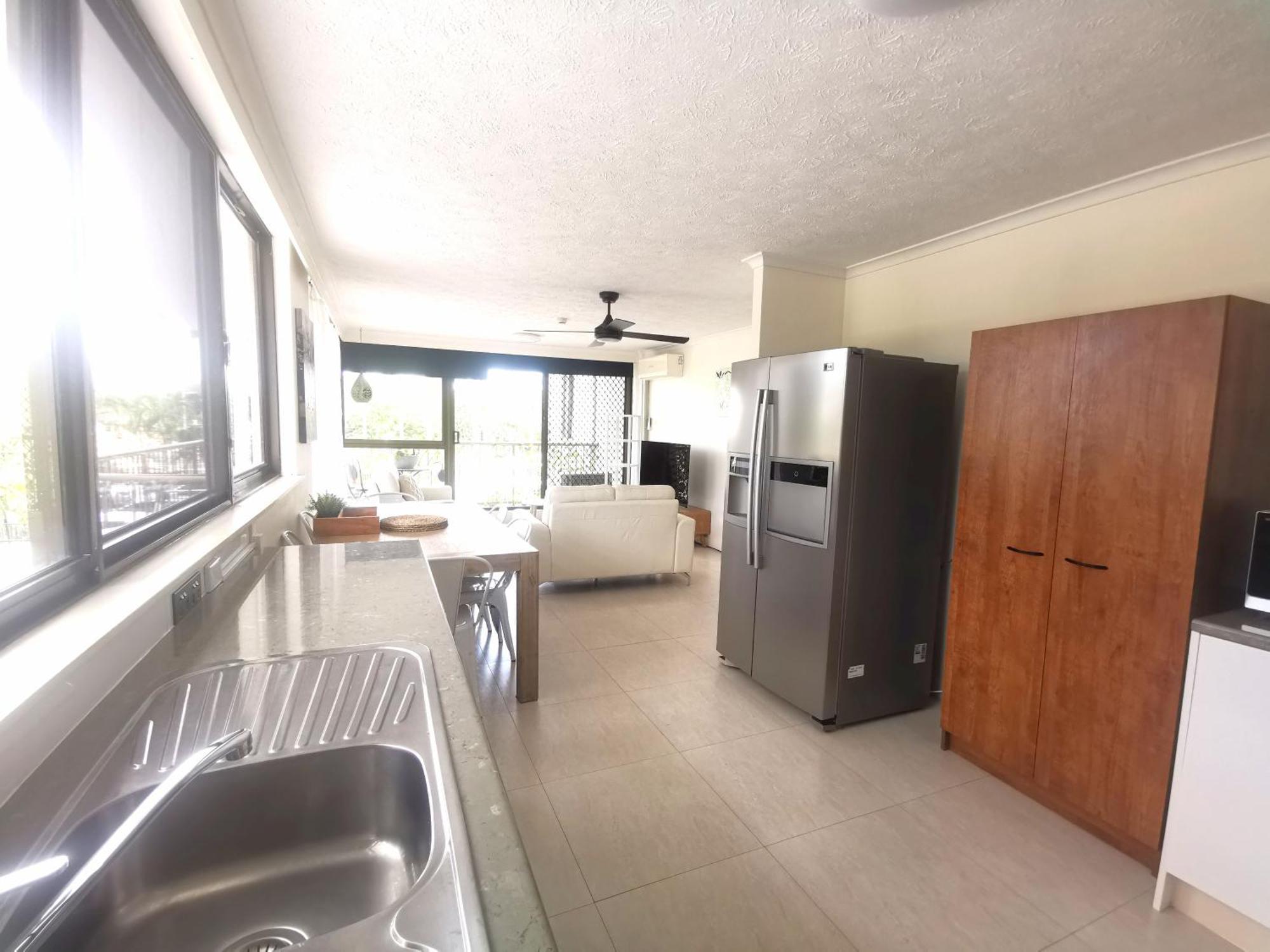Anacapri Holiday Resort Apartments Surfers Paradise Eksteriør billede