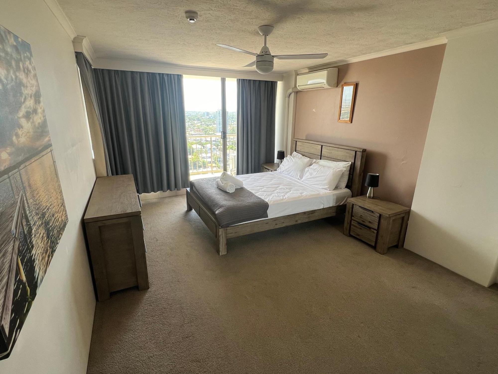 Anacapri Holiday Resort Apartments Surfers Paradise Eksteriør billede