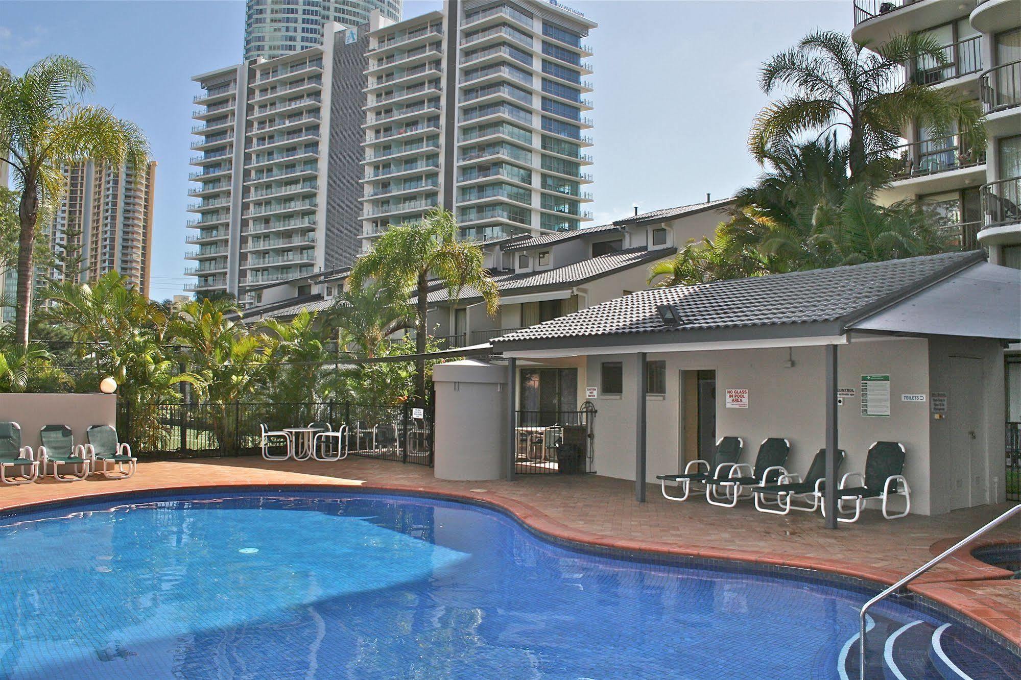 Anacapri Holiday Resort Apartments Surfers Paradise Eksteriør billede