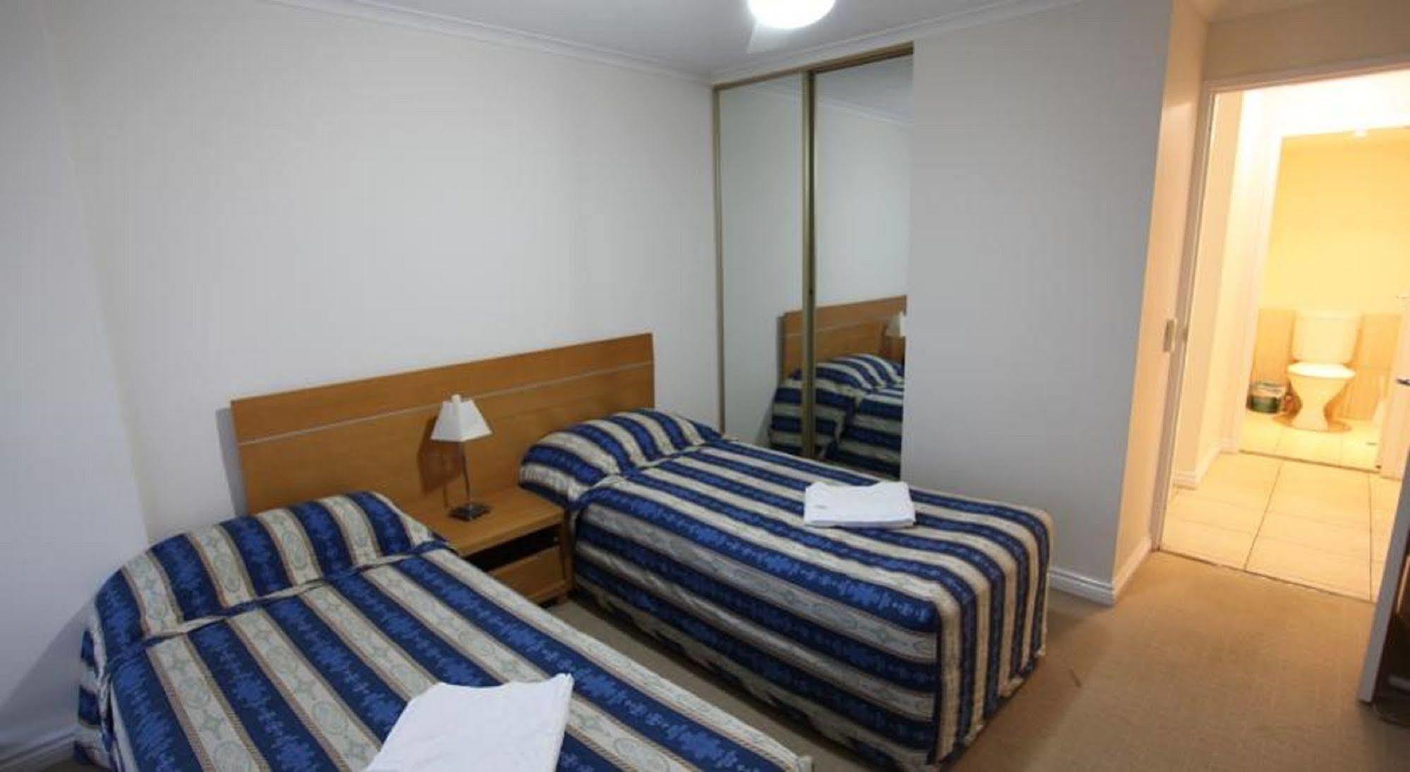 Anacapri Holiday Resort Apartments Surfers Paradise Eksteriør billede