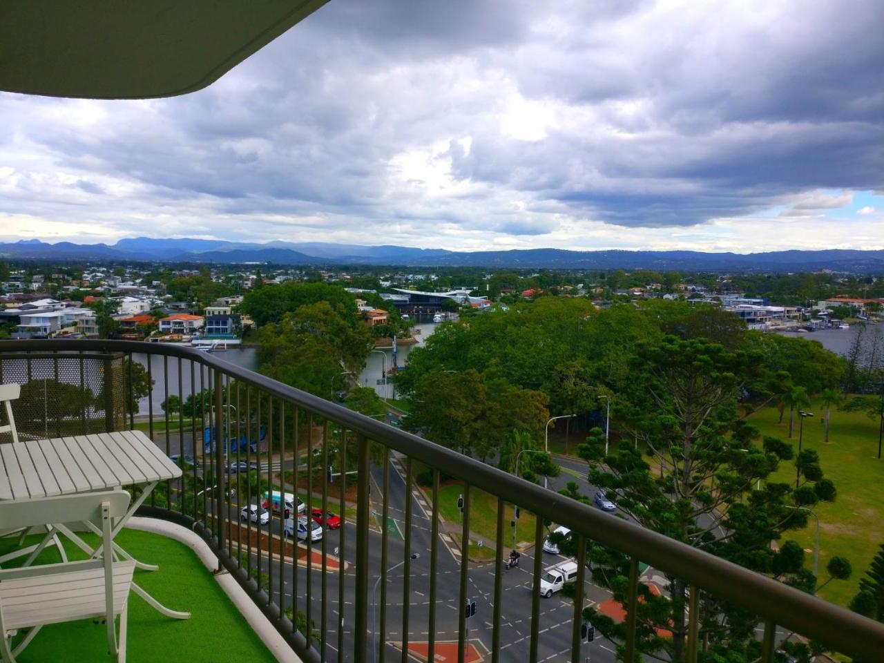 Anacapri Holiday Resort Apartments Surfers Paradise Eksteriør billede